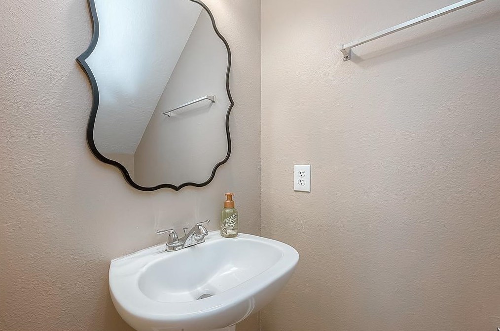 4709 Parma Dr, Richmond TX 77471-6167 exterior