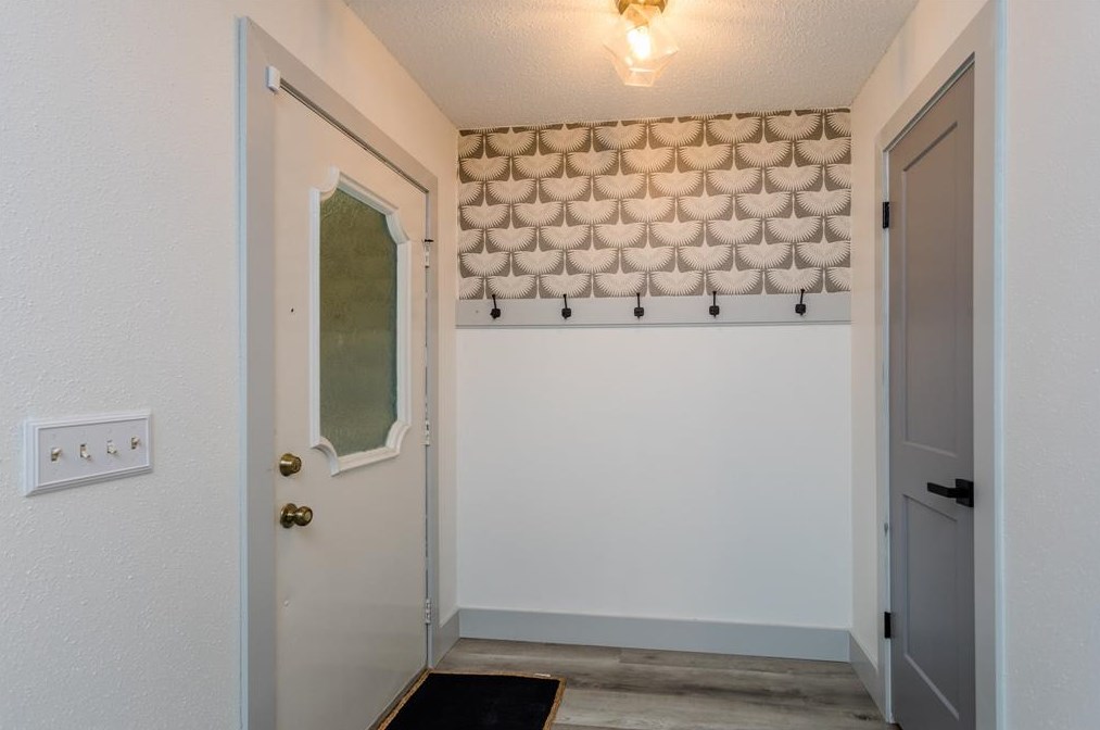 11 Lazy Morning Pl, Spring TX  77381-3255 exterior