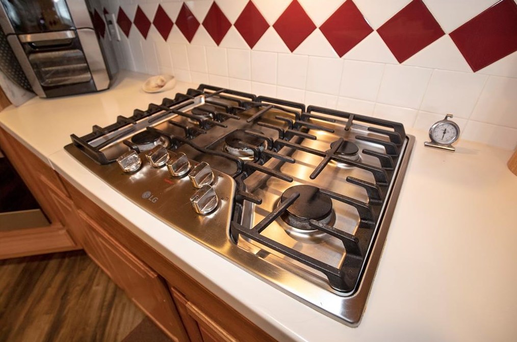 4415 Tree Line Dr, Pasadena TX 77505-3922 exterior