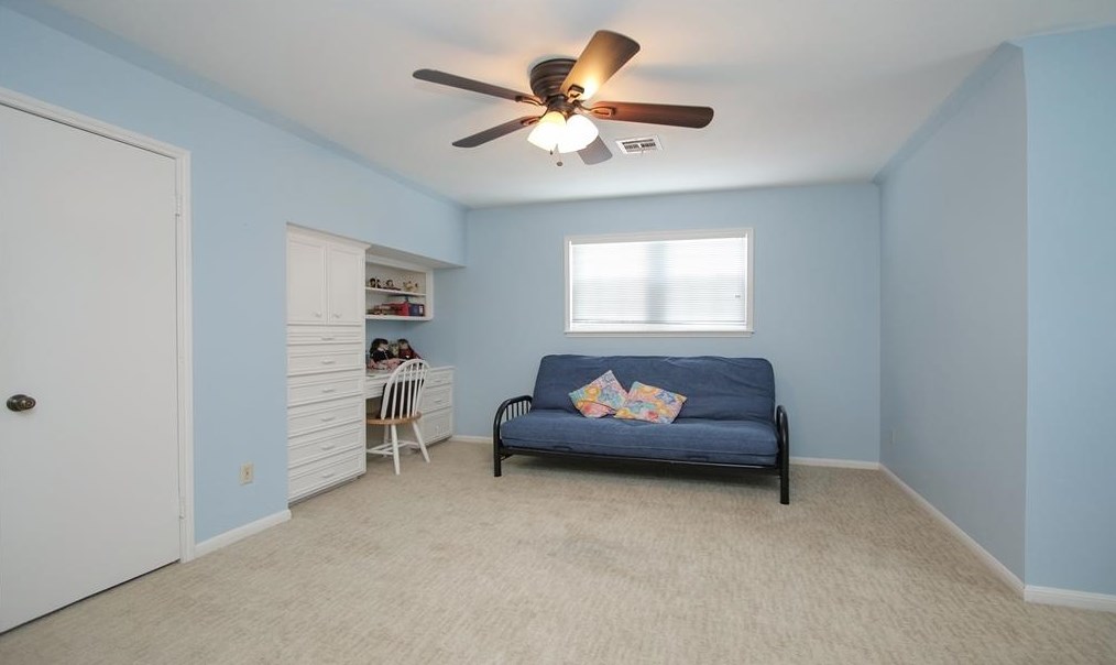 14418 Cindywood Dr, Houston TX  77079-6614 exterior