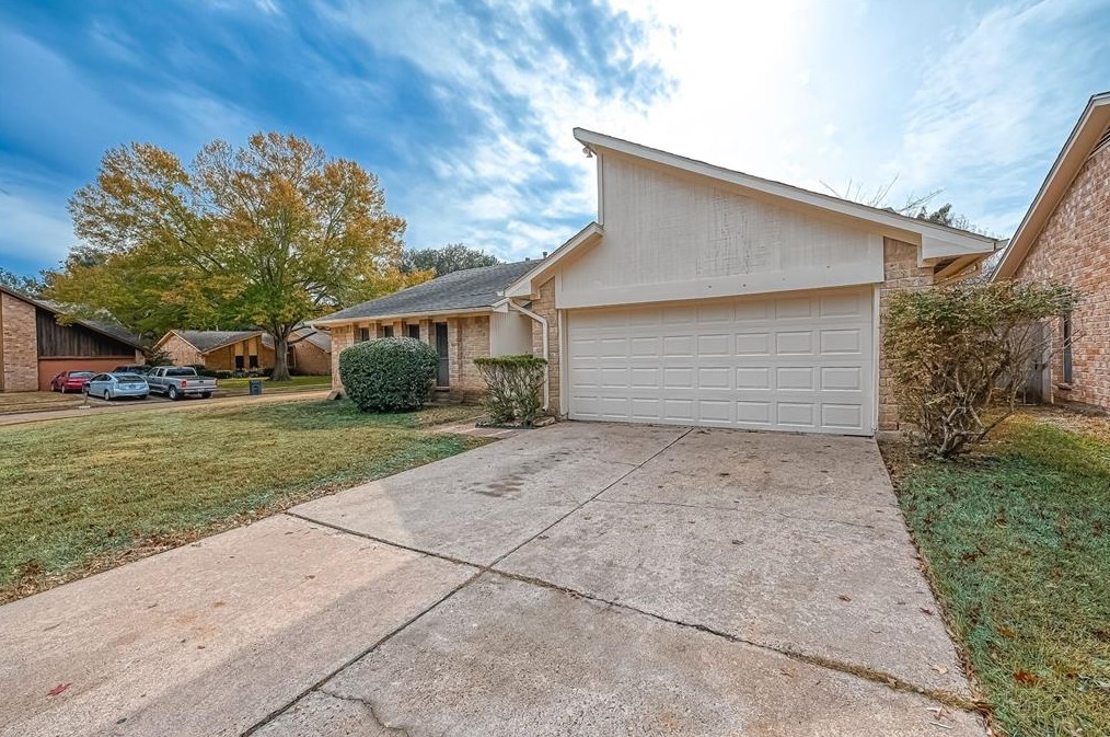 2546 Buffalo Trl, Sugar Land TX  77479-1640 exterior