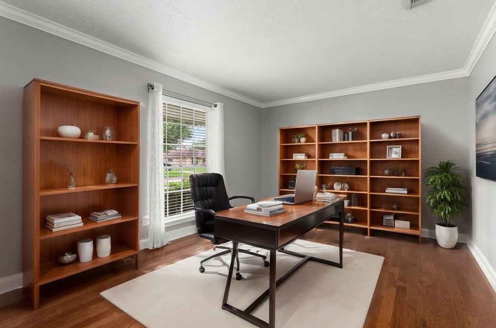 11323 Sagetrail Dr, Houston TX  77089-4417 exterior
