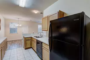 6106 Yorkglen Manor Ln, Houston, TX 77084 - Photo 7