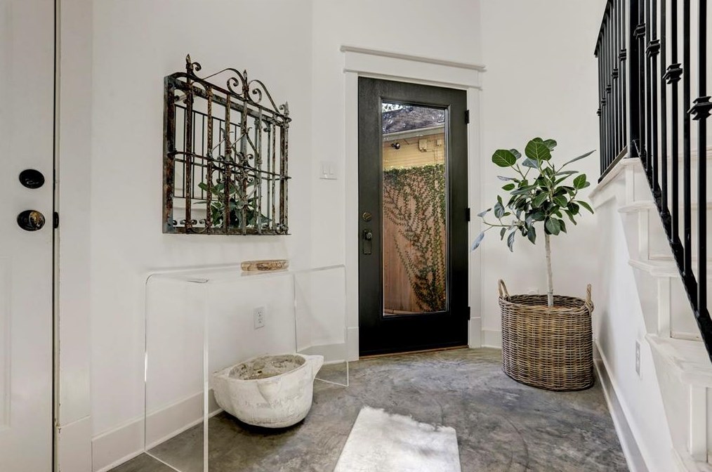 1333 Alexander St, Houston TX 77007-1422 exterior