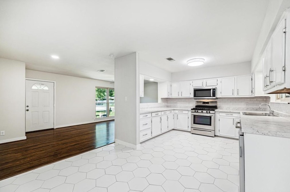 7102 Pinetex Dr, Humble TX 77396-2658 exterior