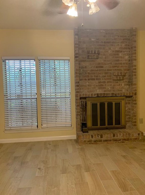 8457 Wednesbury Ln, Houston TX  77074-2921 exterior