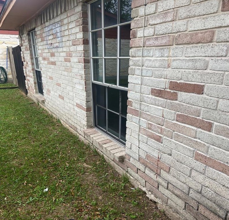 12223 Haroldson Forest Dr, Houston TX  77044-5005 exterior