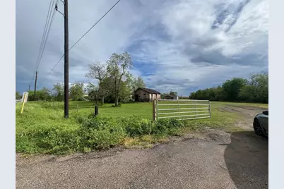 3638 County Road 190, Rosharon, TX 77583 - Photo 7