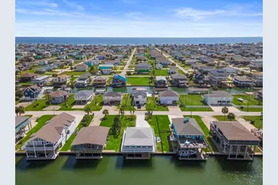 21906 Matagorda Drive, Galveston, TX 77554 - Photo 45