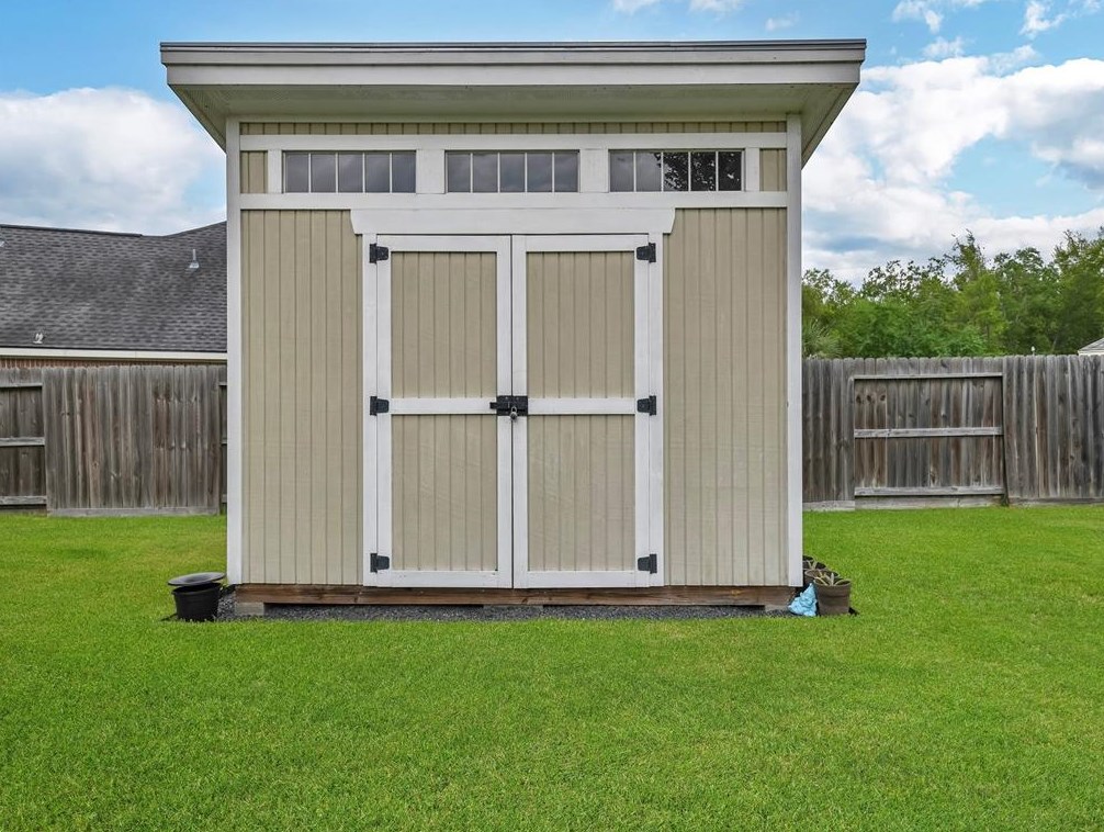 13622 Caney Spg Ln, Houston TX  77044-7290 exterior