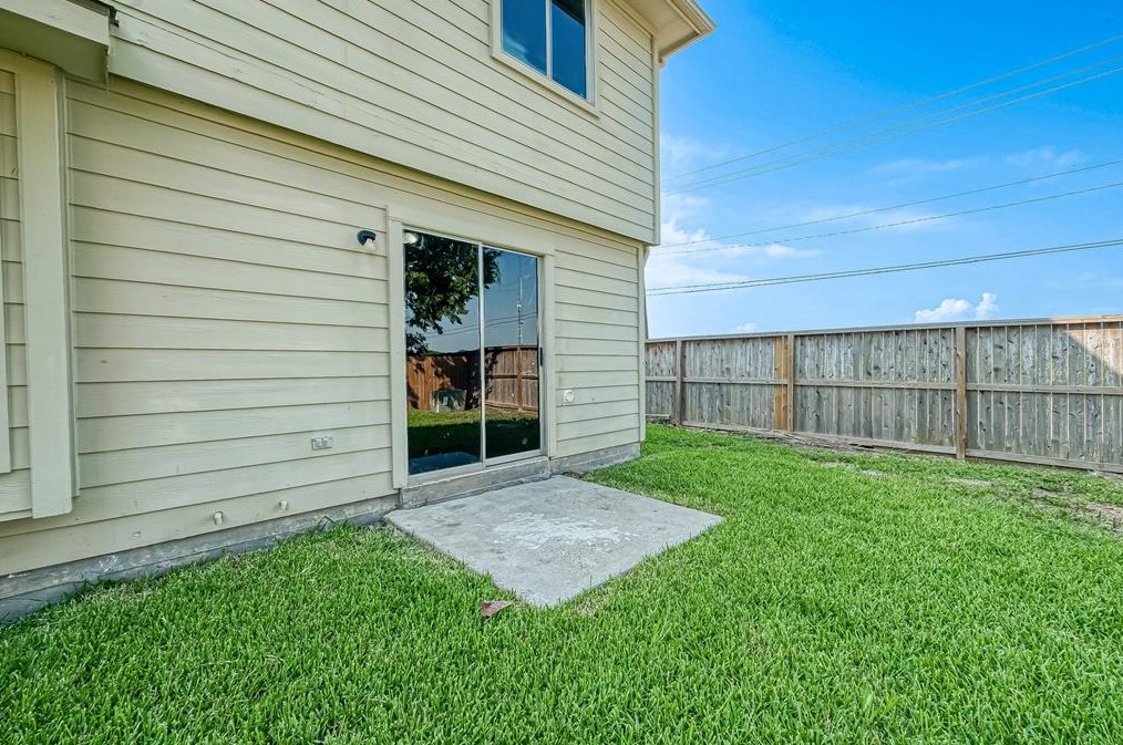 2040 Sandy Knl Dr, Missouri City TX  77489-2901 exterior
