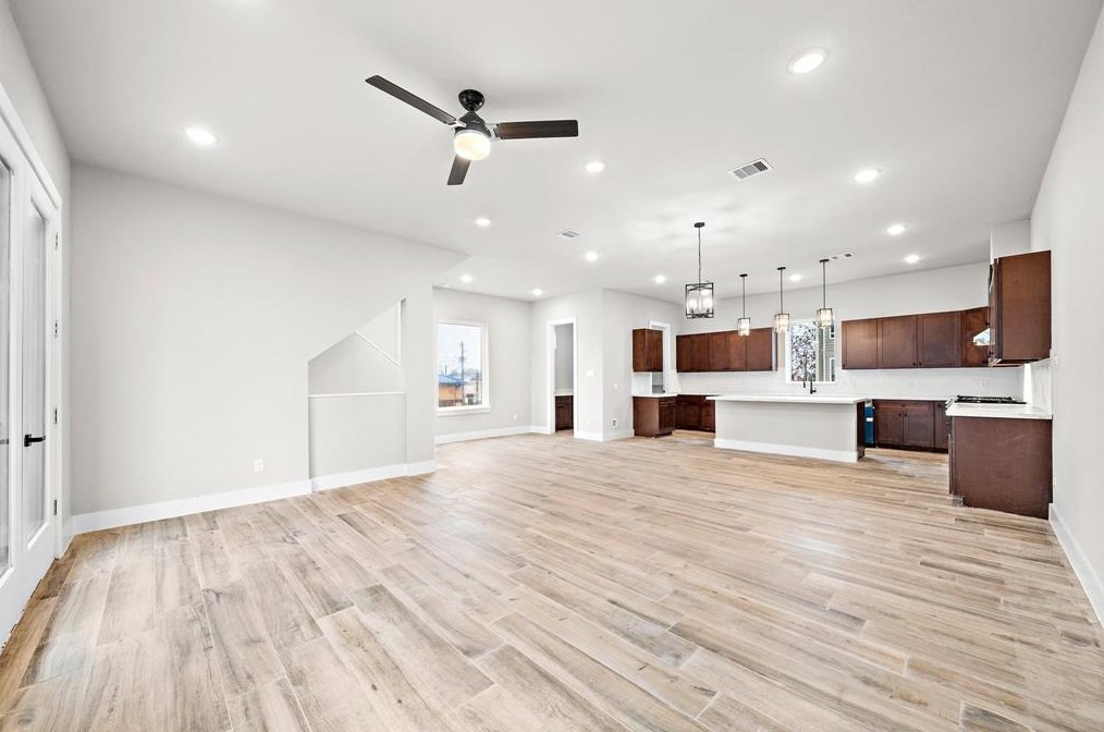 228 28th St, Houston TX  77008-2106 exterior