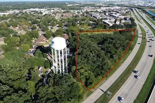 116 Balsam St, Lake Jackson, TX 77566 - Photo 1