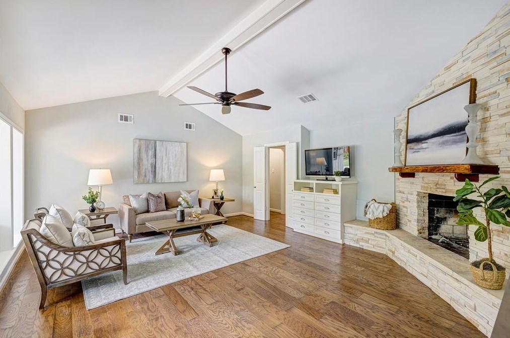 10710 Tupper Lk Dr, Houston TX  77056-1626 exterior