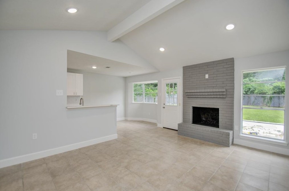 8642 Vly Ct, Houston TX exterior