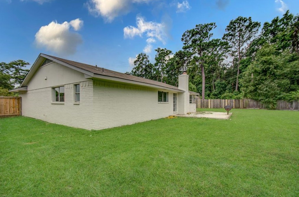 8642 Vly Ct, Houston TX exterior