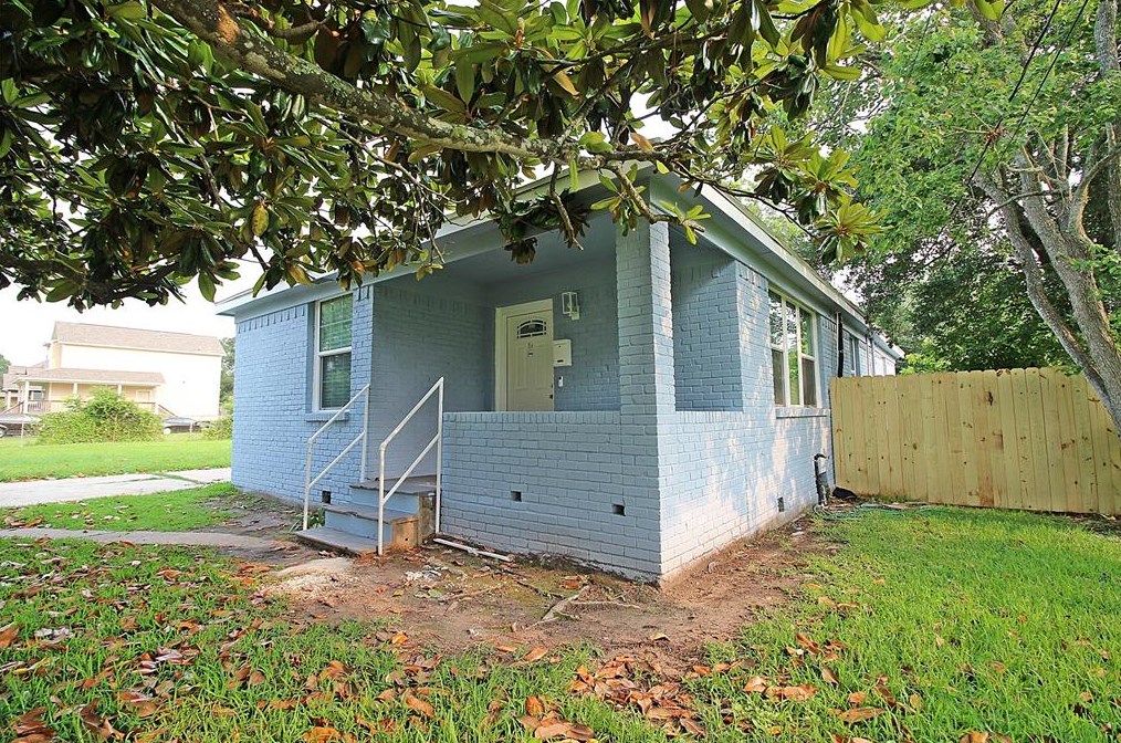 2610 Stonewall St, La Marque, TX 77568