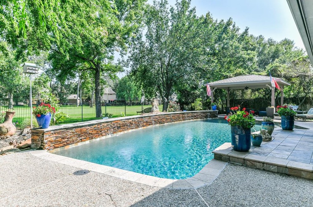 8418 Atascocita Lk Way, Humble TX 77346-1785 exterior