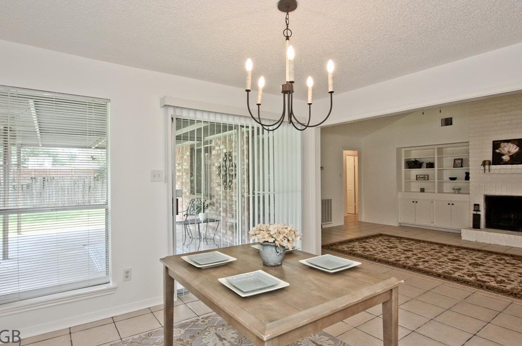 3142 Mosby Dr, Sugar Land TX  77479-1615 exterior