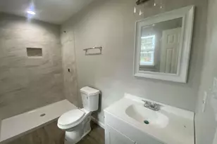 152 Pine Ridge Dr, Cleveland, TX 77327 - Photo 11