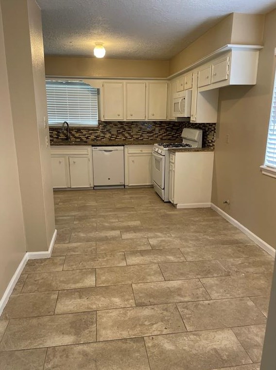 15106 Silverman St, Houston TX  77598-1822 exterior
