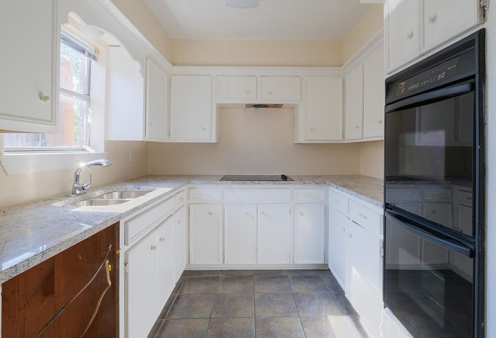 7823 Secretariat Ln, Houston TX  77071-3013 exterior