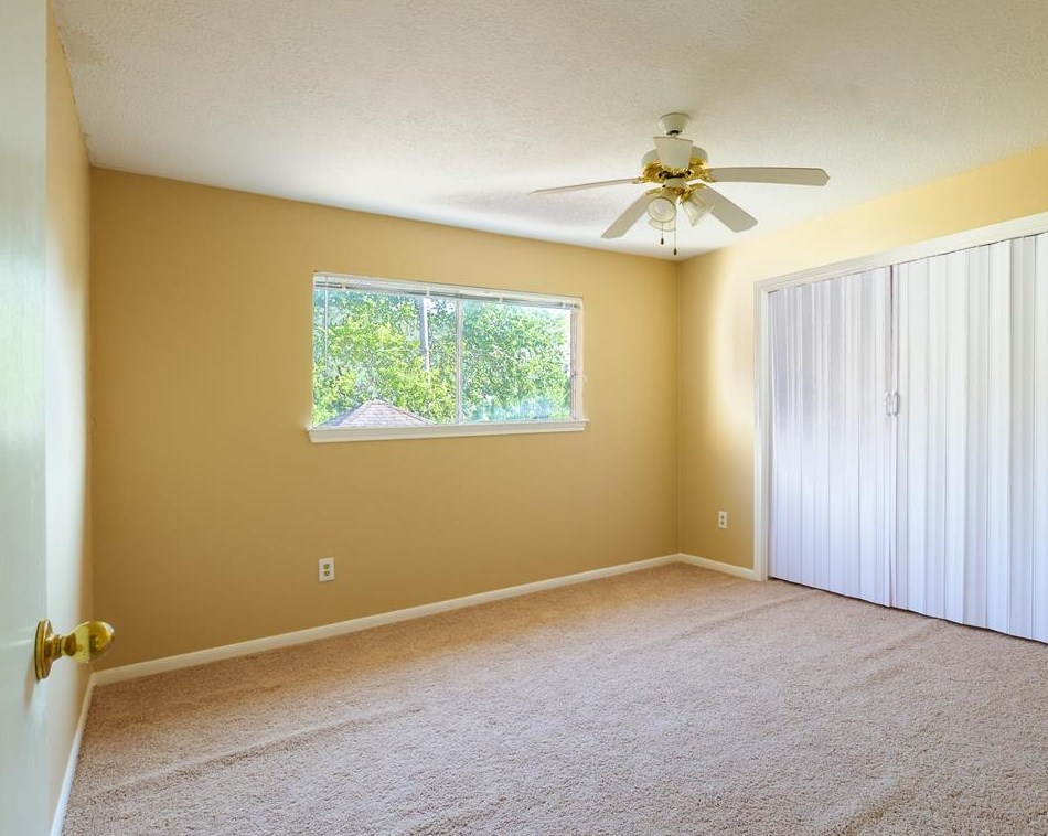 7823 Secretariat Ln, Houston TX  77071-3013 exterior