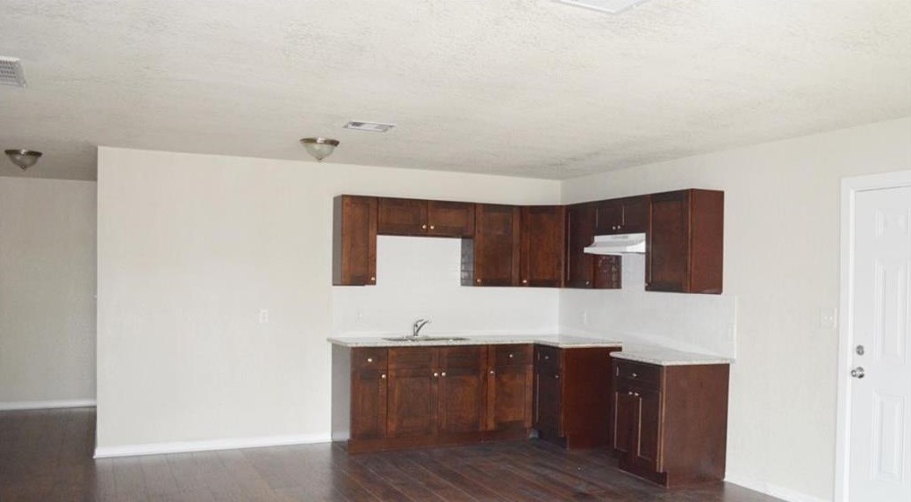 1409 34th St, Houston TX  77018-6211 exterior