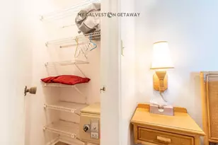 6300 Seawall Blvd, Galveston, TX 77551 - Photo 7