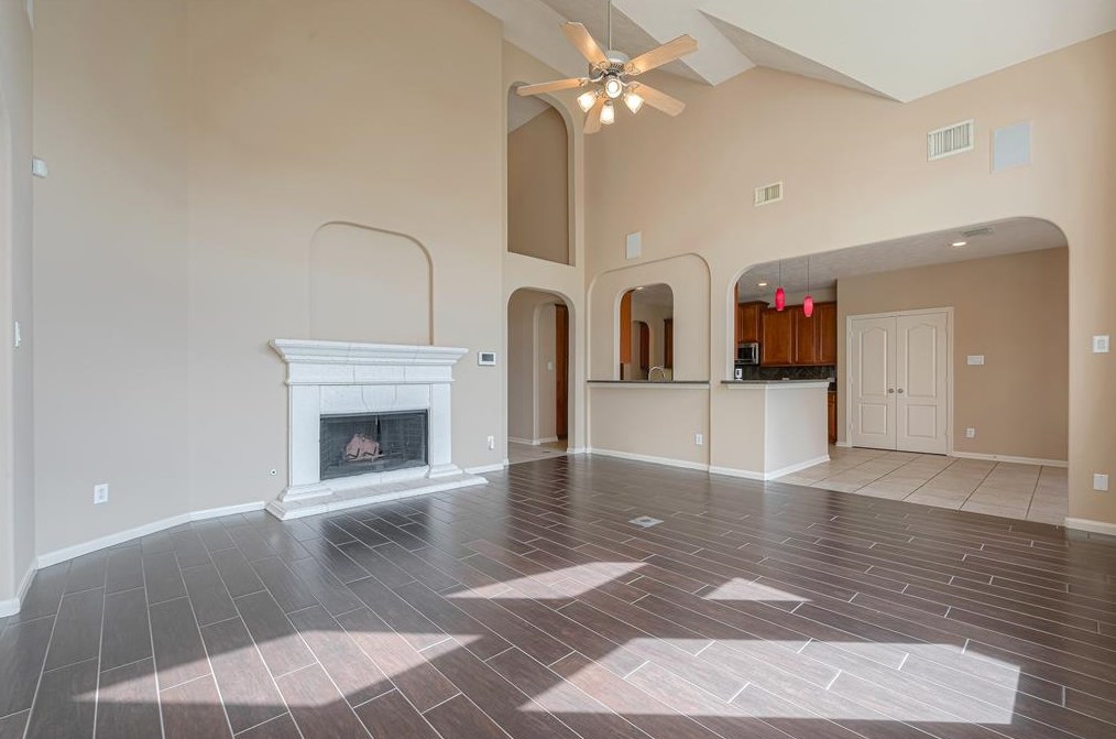 6703 Silver Shade Dr, Houston TX  77064-5538 exterior
