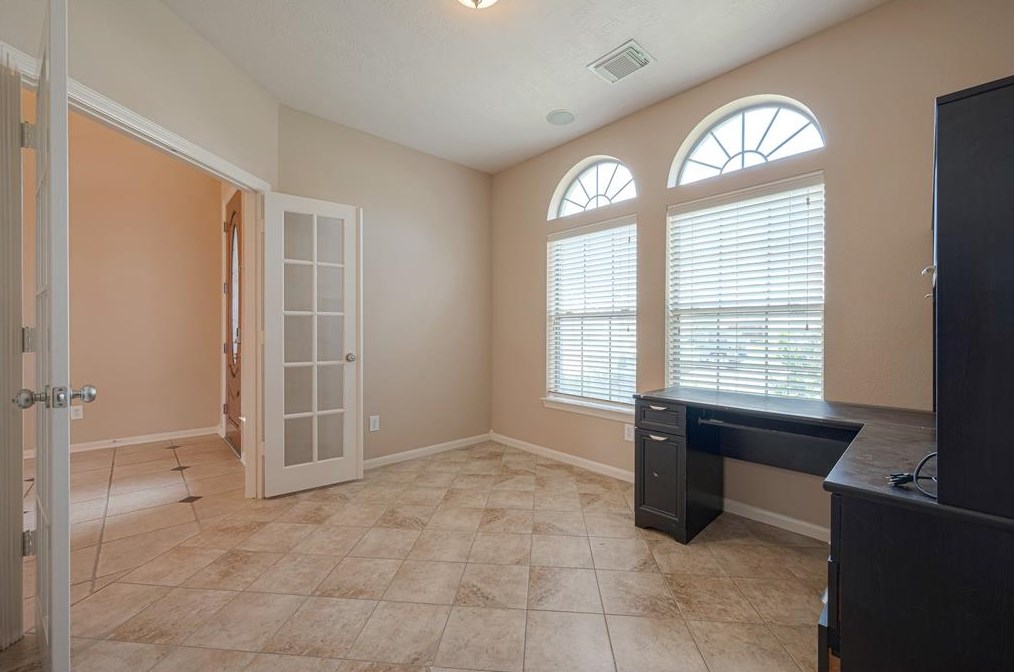 6703 Silver Shade Dr, Houston TX  77064-5538 exterior