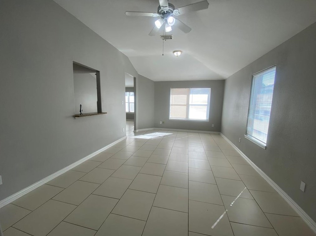 4046 Cary Creek Dr, Baytown TX  77521-2635 exterior