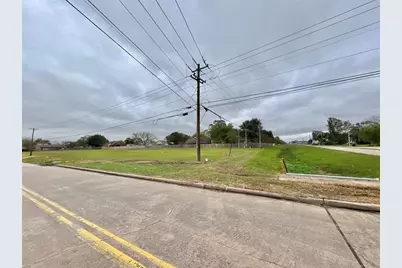 0 N Valderas, Angleton, TX 77515 - Photo 5