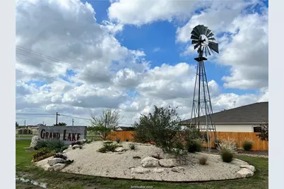 125 Turnrow Cove, Snook, TX 77878 - Photo 7
