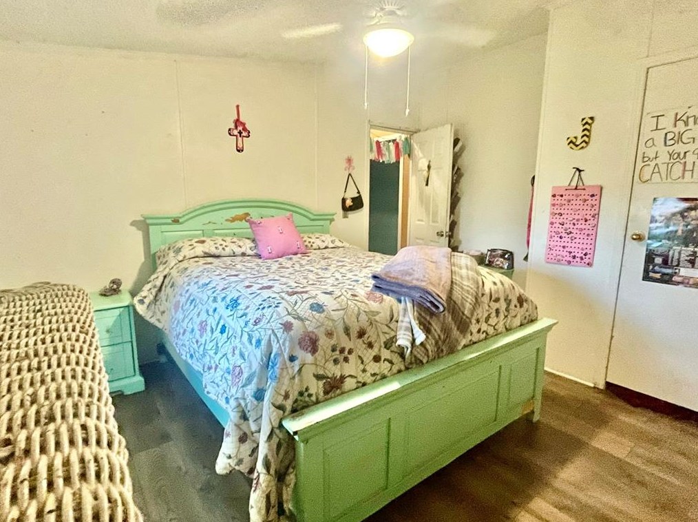 17118 Herridge Rd, Pearland TX  77584-7557 exterior