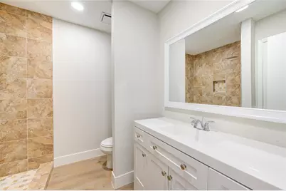 328 Meadow Wood Court, League City, TX 77573 - Photo 9