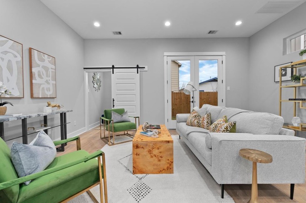 4212 Mckinley St, Houston TX  77051-1832 exterior