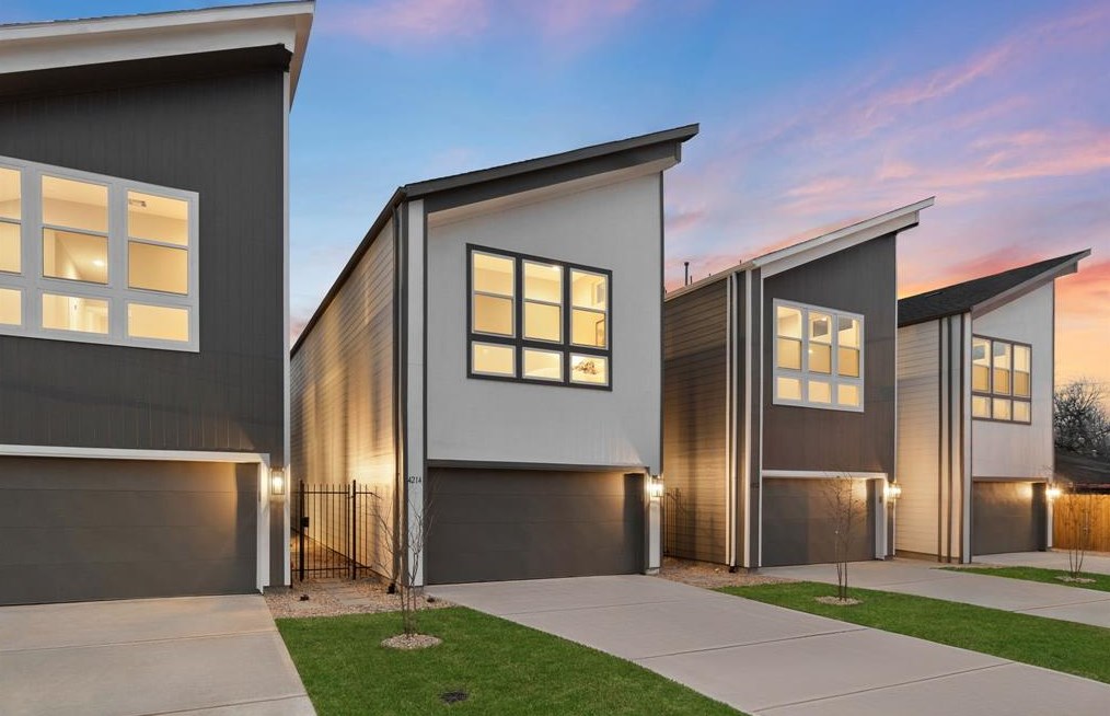 4212 Mckinley St, Houston TX  77051-1832 exterior