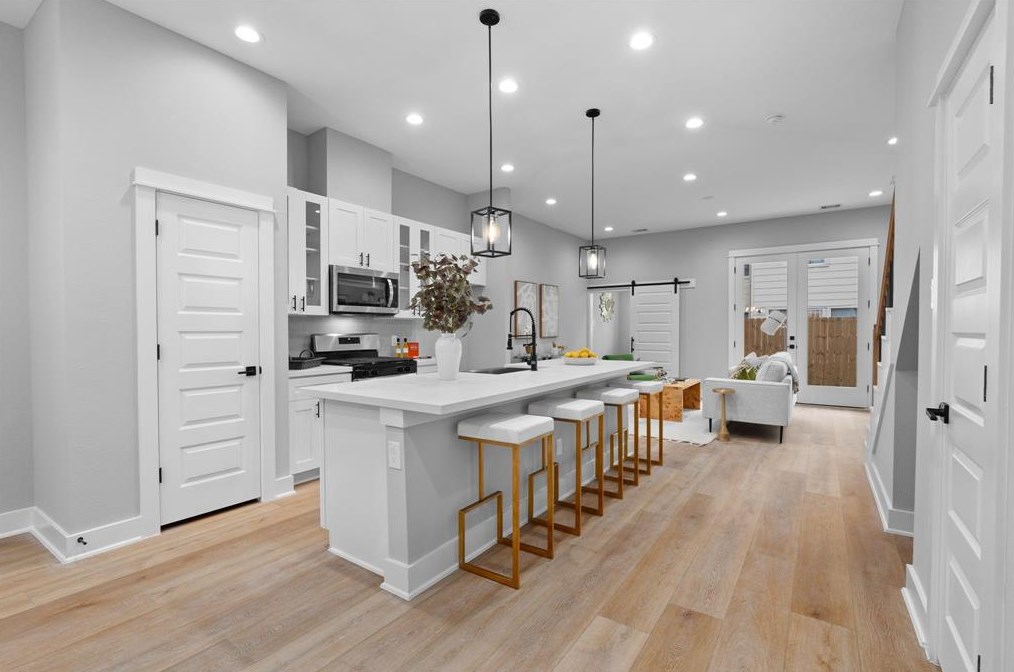 4212 Mckinley St, Houston TX  77051-1832 exterior