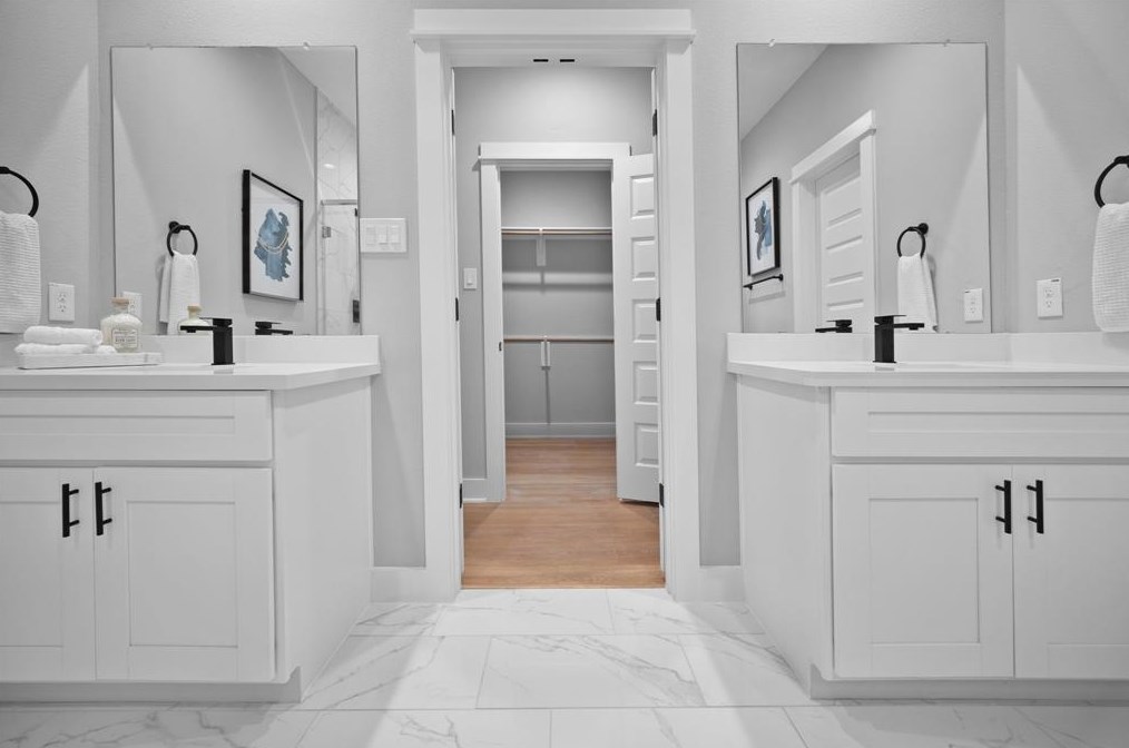 4212 Mckinley St, Houston TX  77051-1832 exterior