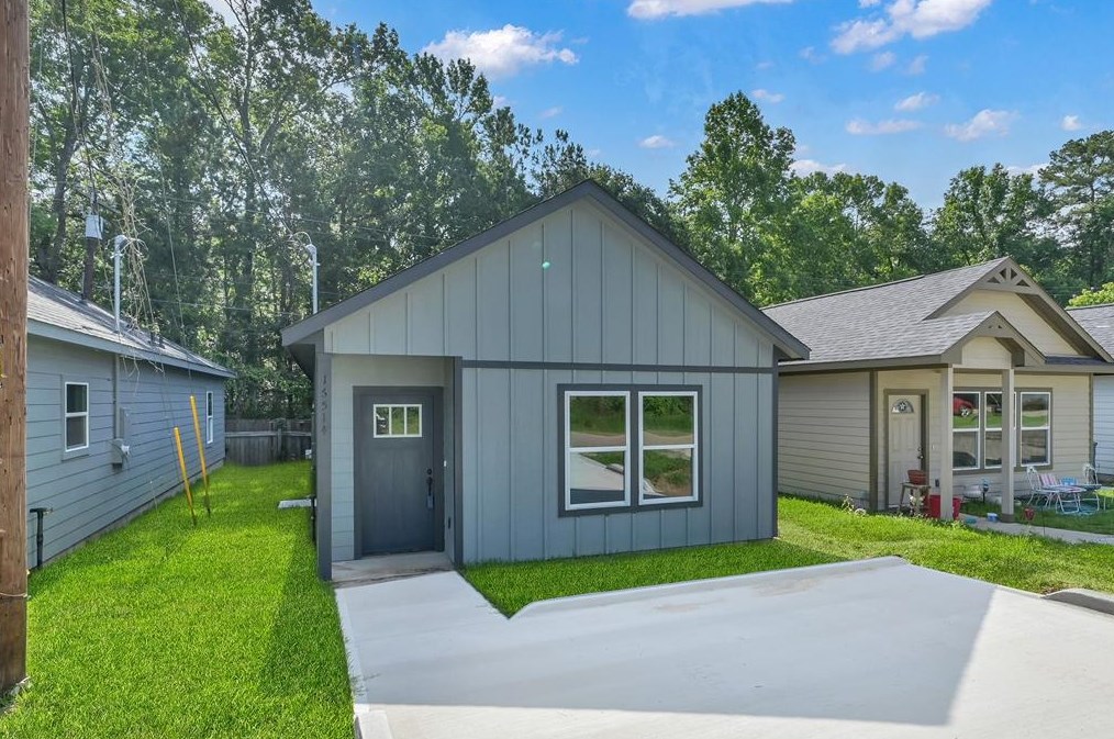 16514 Eastchase, Montgomery TX 77316-6704 exterior