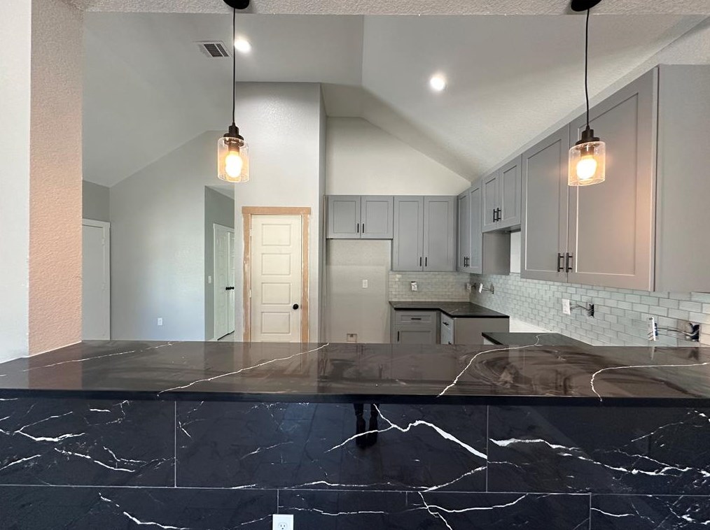 16514 Eastchase, Montgomery TX 77316-6704 exterior