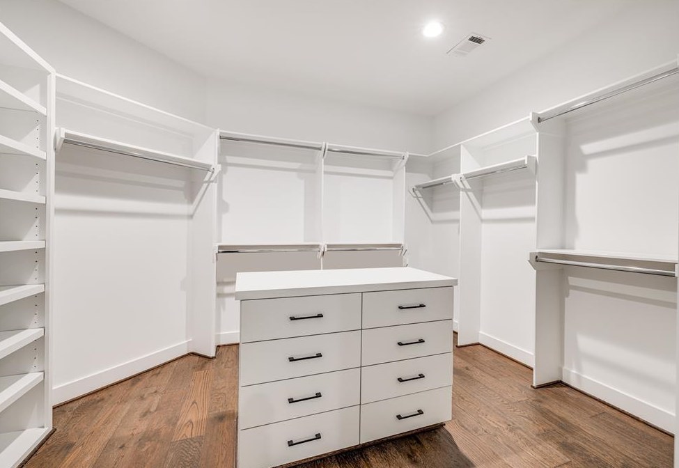 1808 Hazard St, Houston TX 77019-5720 exterior