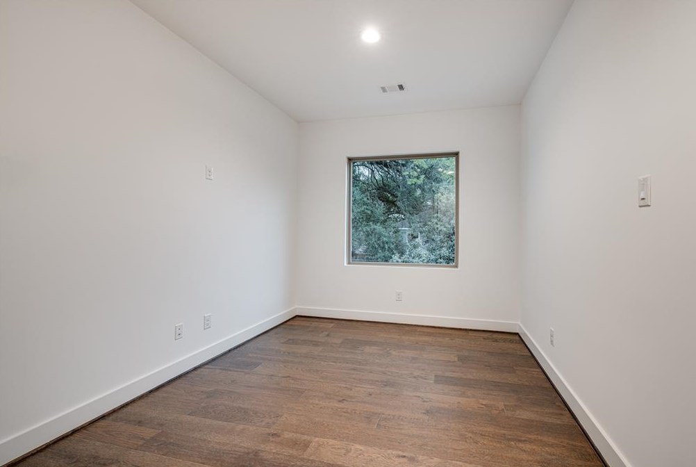 1808 Hazard St, Houston TX 77019-5720 exterior