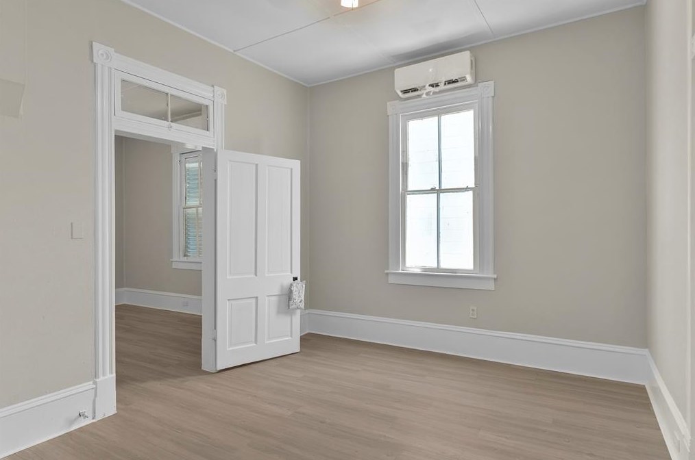 1221 20 St, Galveston TX 77550-8006 exterior