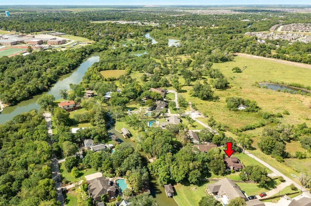 3011 Shady Ln, Houston TX  77598-6007 exterior