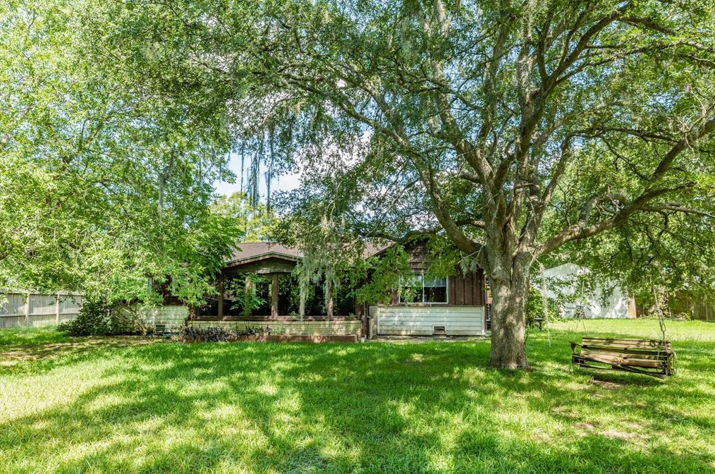 3011 Shady Ln, Houston TX  77598-6009 exterior