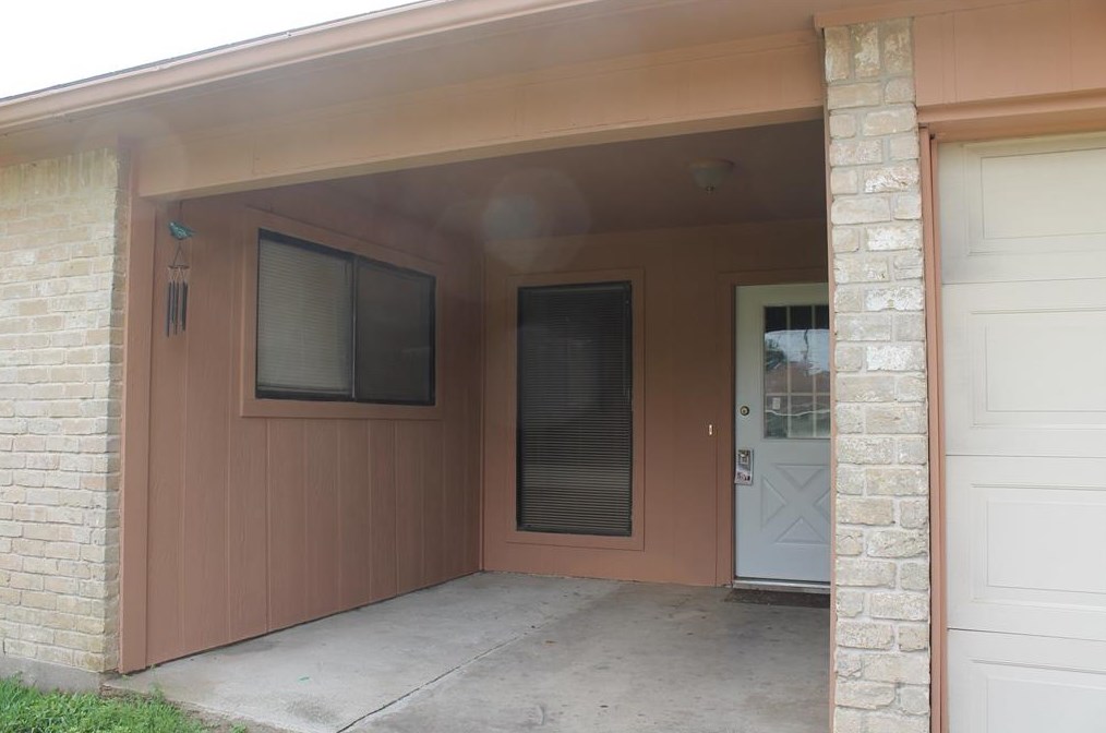 7331 Northleaf Dr, Houston TX  77086-1928 exterior