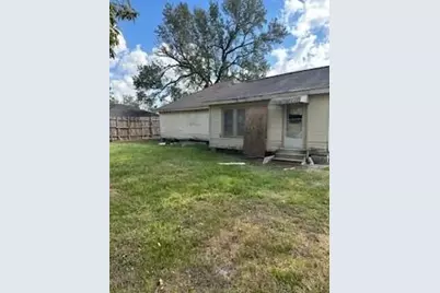 238 Betral Street, Houston, TX 77022 - Photo 5