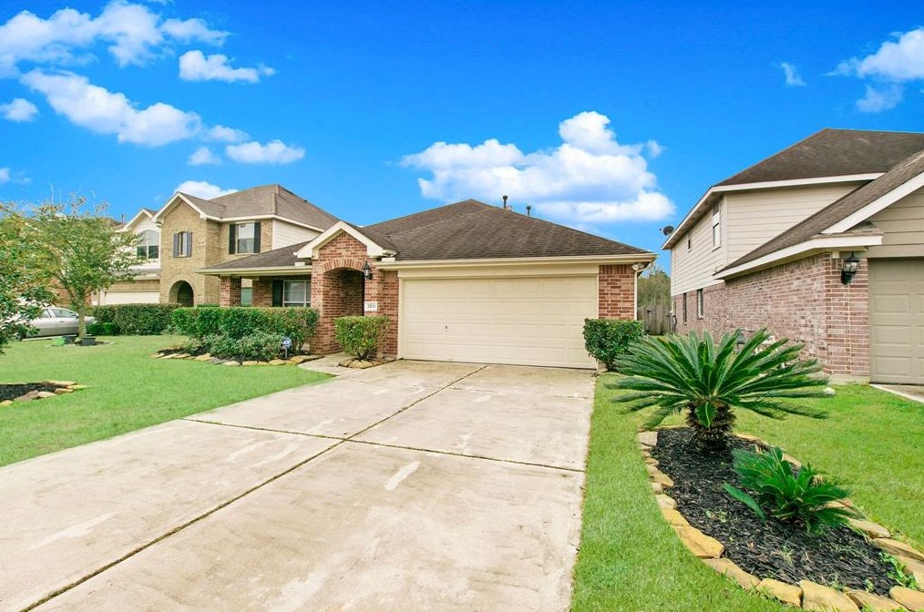 21711 Debray Dr, Spring TX  77388-3193 exterior